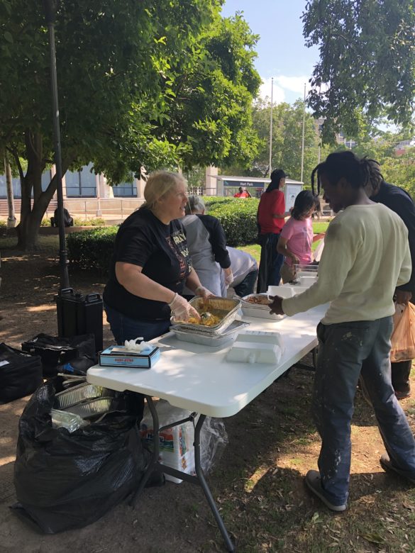 Feeding the community with Love Gives Ministries